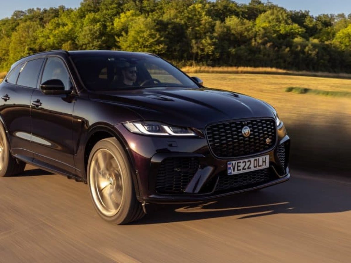 Έπεσε η αυλαία για την Jaguar F-Pace