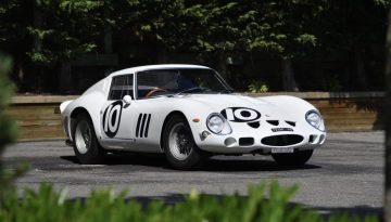 Η λευκή Ferrari 250 GTO ετοιμάζεται να ξαναγράψει ιστορία
