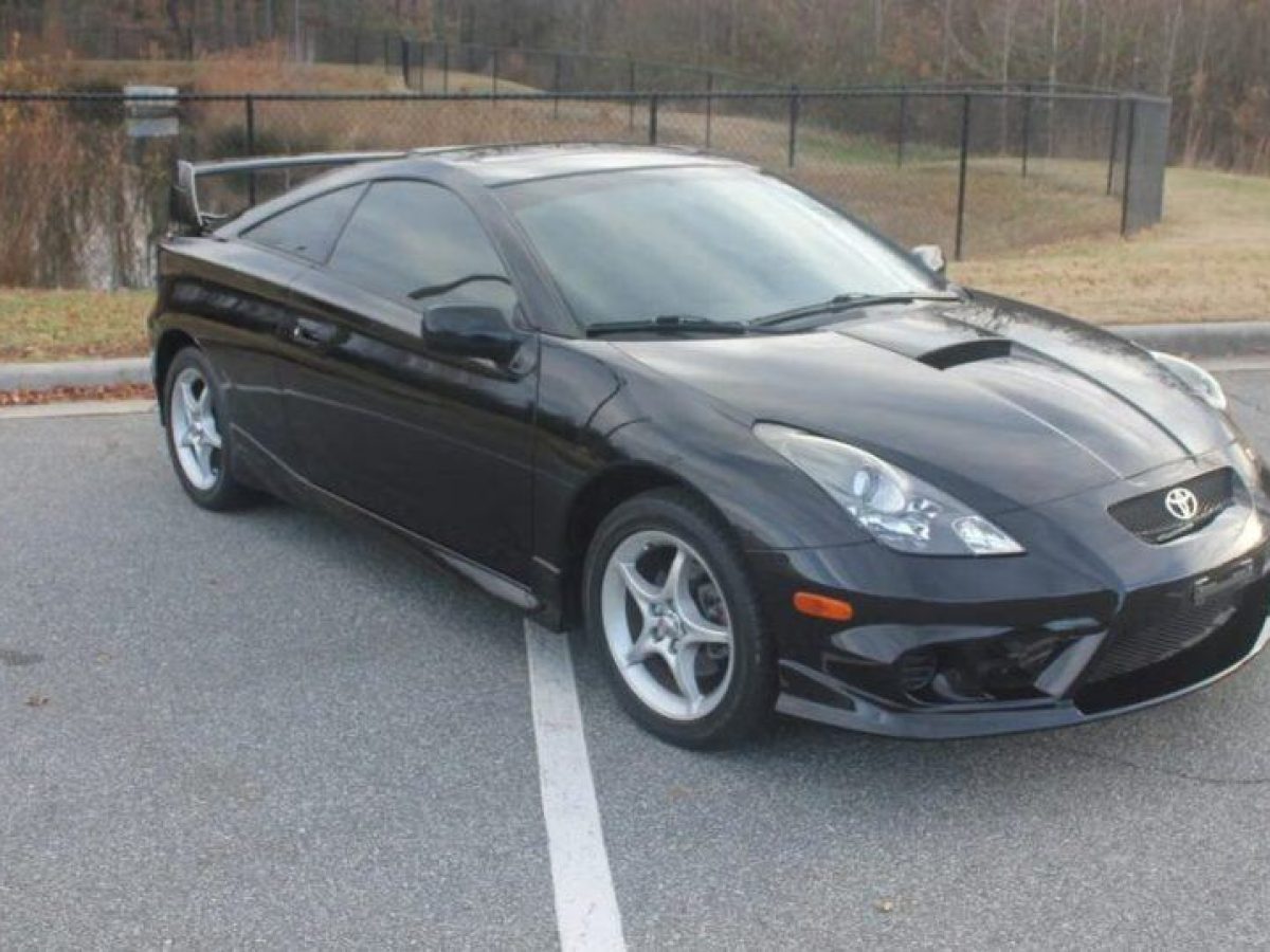 Πωλείται μία ξεχωριστή Toyota Celica σε εξαιρετική κατάσταση (photos)