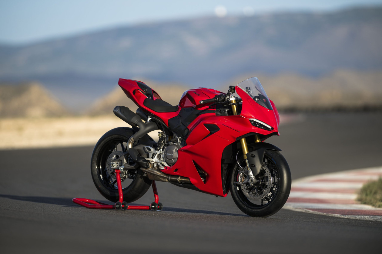 Ducati-miomenes-polisis-apokalipse-i