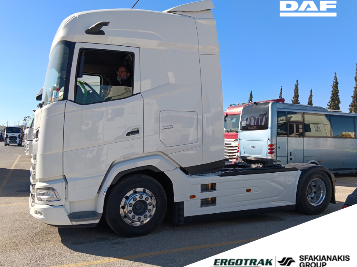 ERGOTRAK:  παραδίδει τον νέο τράκτορα DAF FT XG 530 στον Όμιλο Τσιχλάκη