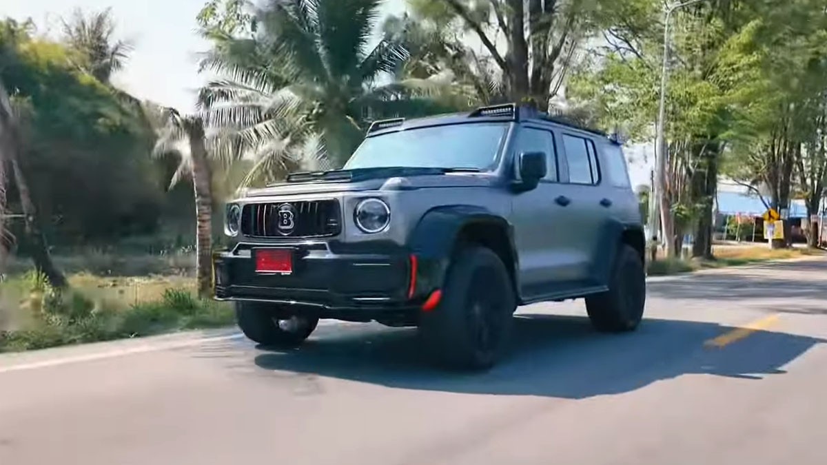 Mercedes-i…-apomimisi-to-kineziko