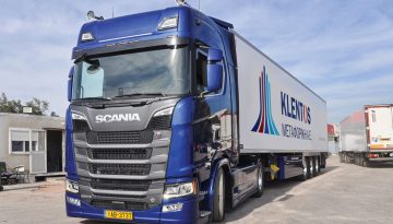 Scania 660. &Omicron; &Beta;&Alpha;&Sigma;&Iota;&Lambda;&Iota;A&Sigma; &sigma;&tau;&eta; &nu;έ&alpha; &epsilon;&pi;&omicron;&chi;ή