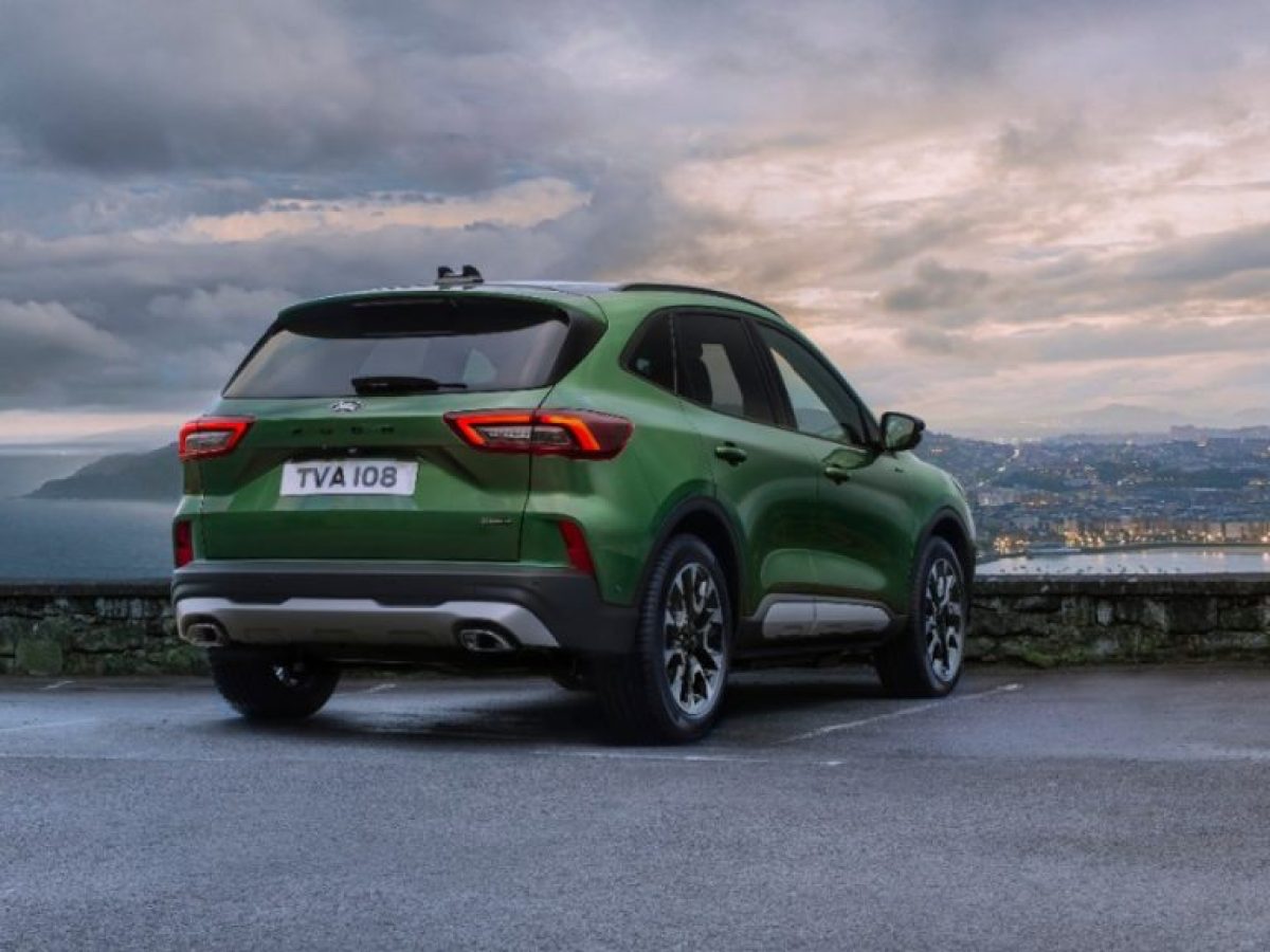 To υβριδικό SUV της Ford με 31.494 ευρώ και 0,9% επιτόκιο – “Καίει” 5,3 λτ./100 χλμ.