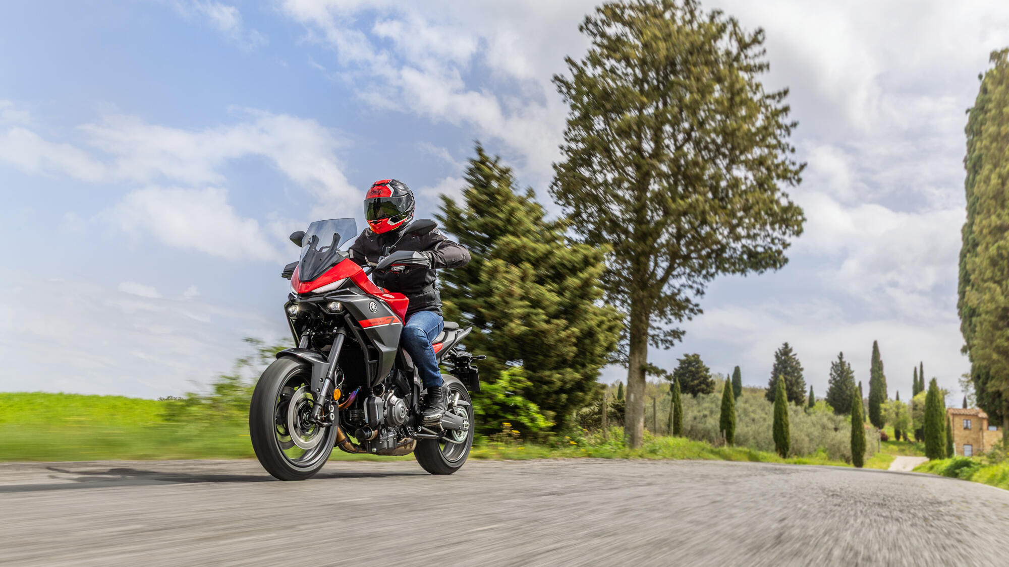 Yamaha-2026-neos-timokatalogos-me