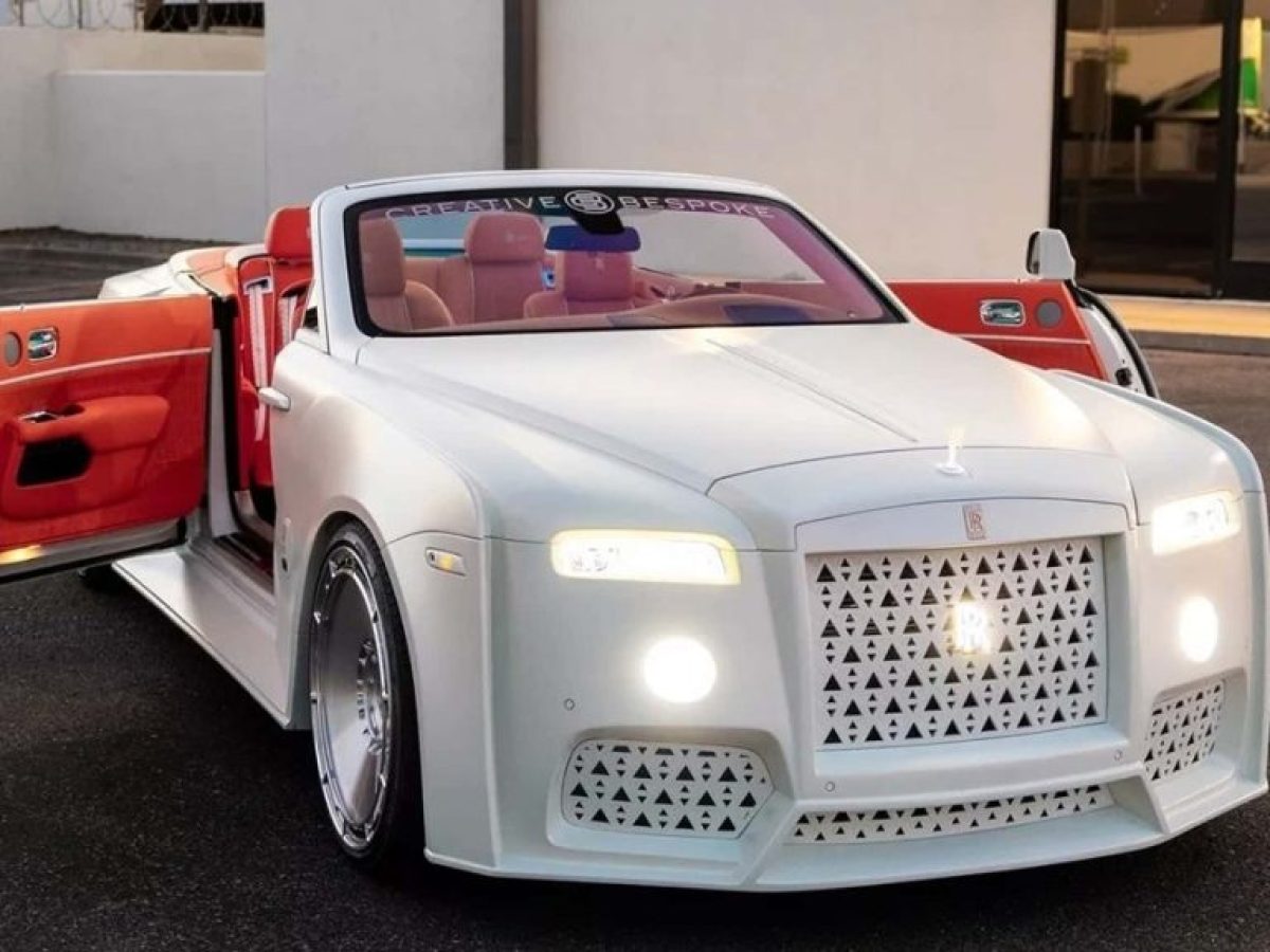 Αυτή πρέπει να είναι η πιο άσχημη Rolls Royce του κόσμου