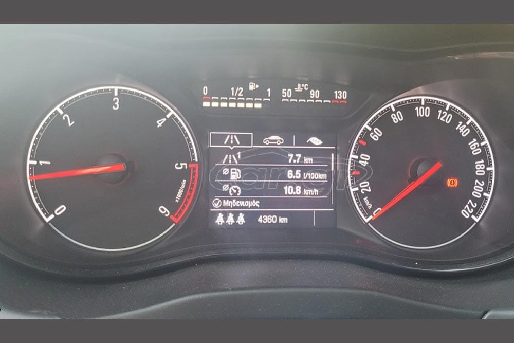 efkeria-Opel-Corsa-1.3D-tou