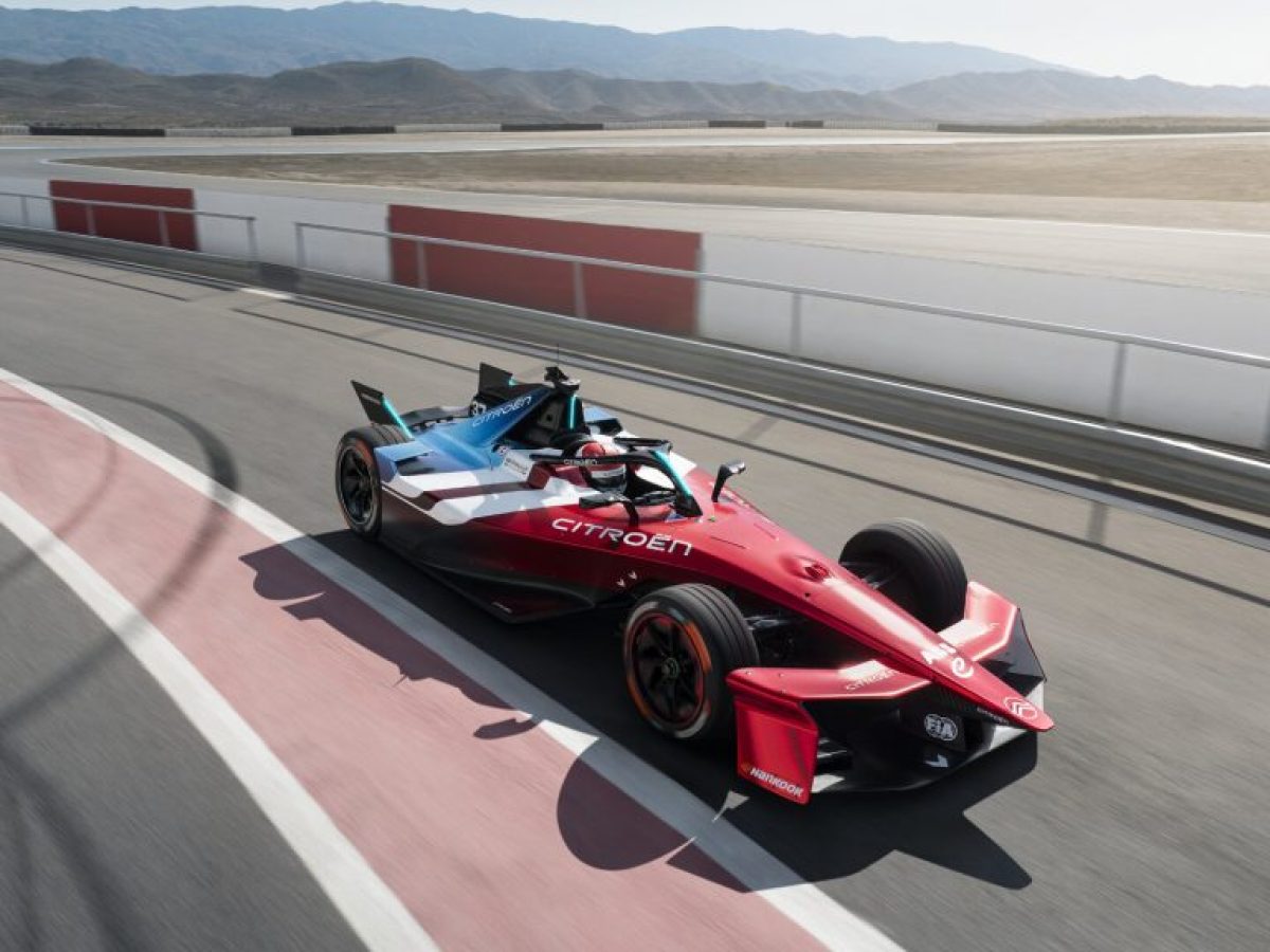 Έκθεση Αυτοκινήτου Βρυξελλών 2026: Η Citroen φέρνει μοντέλα δρόμου, πρωτότυπα και… αγωνιστικά!