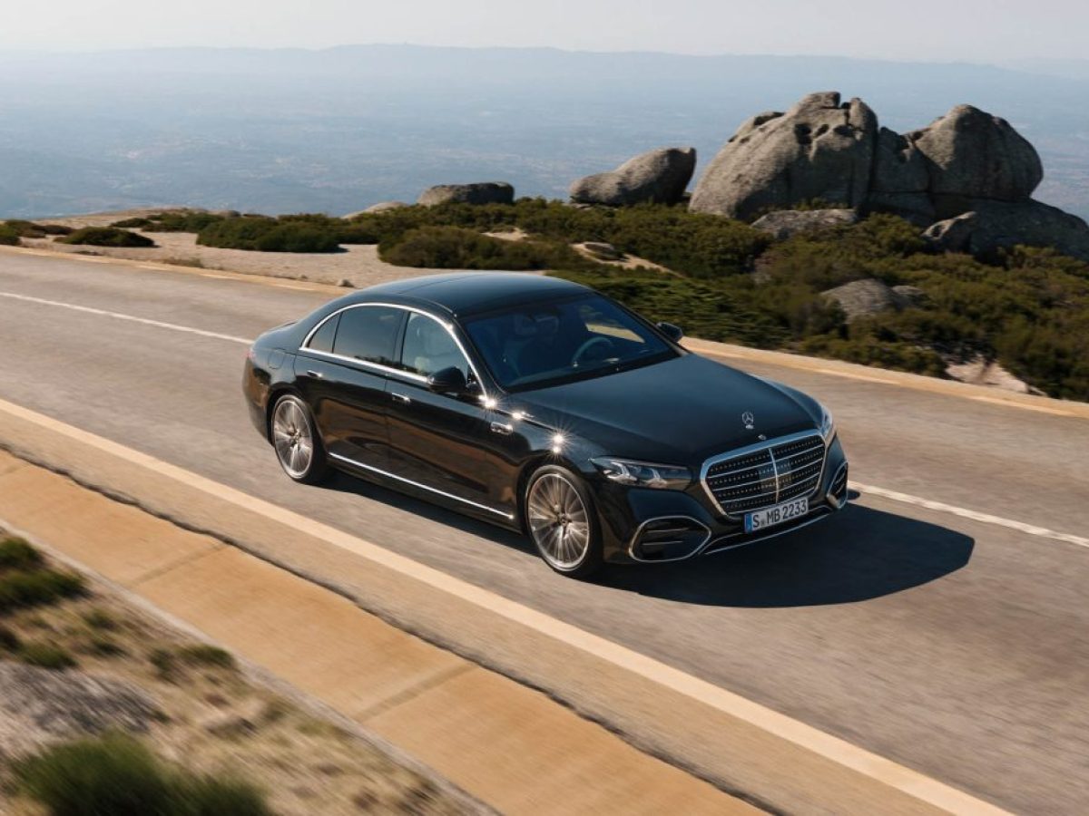 Η νέα Mercedes-Benz S-Class ανεβάζει τον πήχη της πολυτέλειας