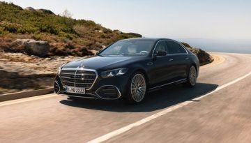 Ιδού η νέα S-Class: Η Mercedes «εκτοξεύει» την ισχύ του V8 στους 537 PS (τιμή)