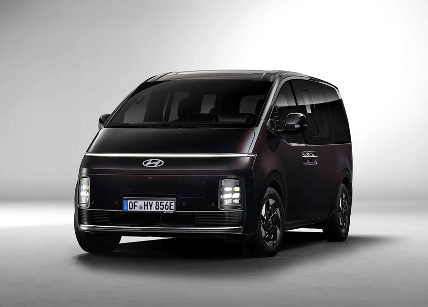 idou-to-neo-Hyundai-Staria