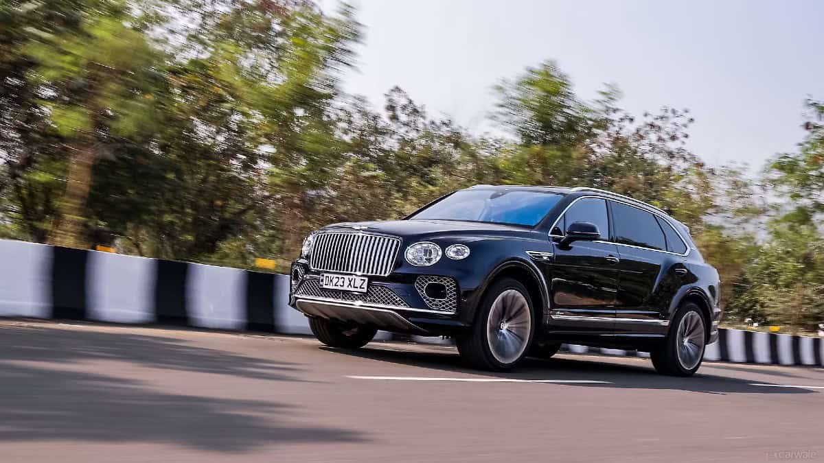 kato-apo-to-neo-SUV