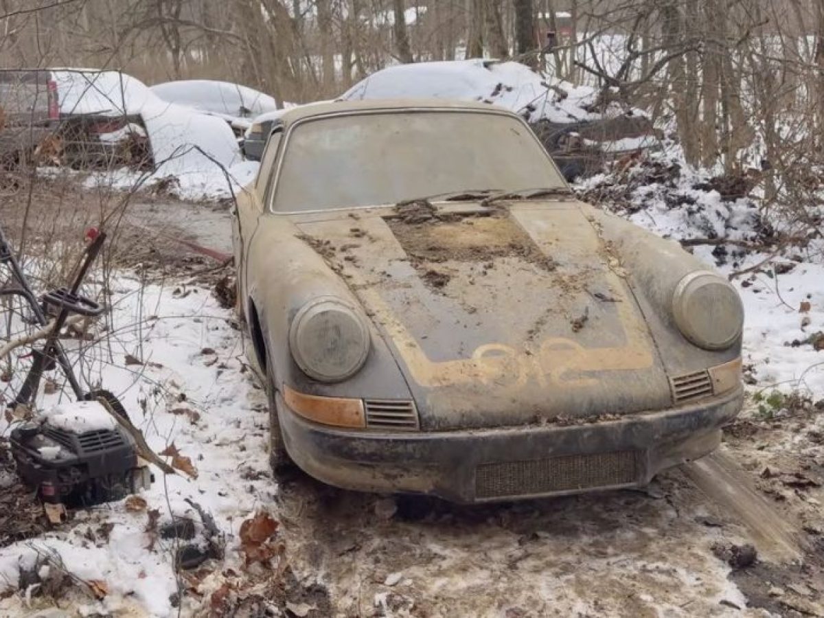 Μια Porsche 912 πλένεται για πρώτη φορά μετά από 30 χρόνια – Η απίστευτη μεταμόρφωση (video)