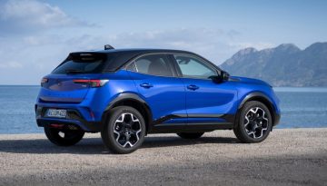 Μείωση τιμής για το δημοφιλές B-SUV της Opel – 19.900 ευρώ και ισχύς 136 ίππων