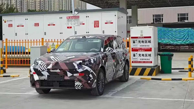 neo-thiriodes-plug-in-hybrid-SUV