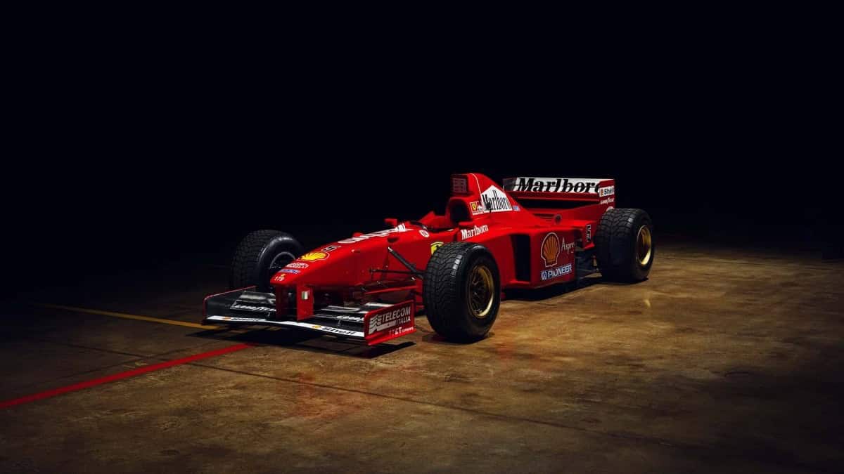 se-dimoprasia-i-thriliki-Ferrari