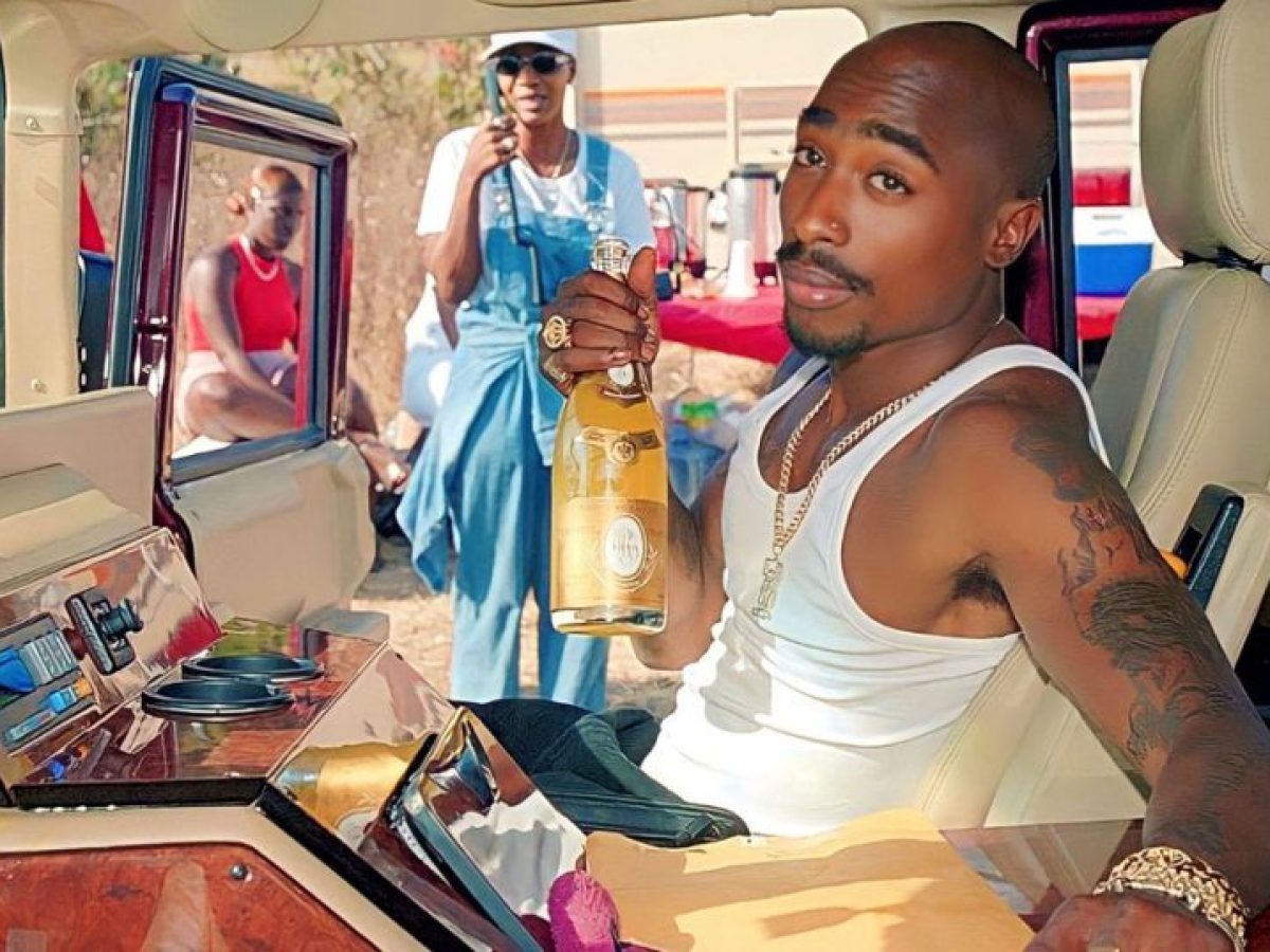 Στο «σφυρί» το Hummer του θρυλικού Tupac – Το αγόρασε λίγες εβδομάδες πριν δολοφονηθεί