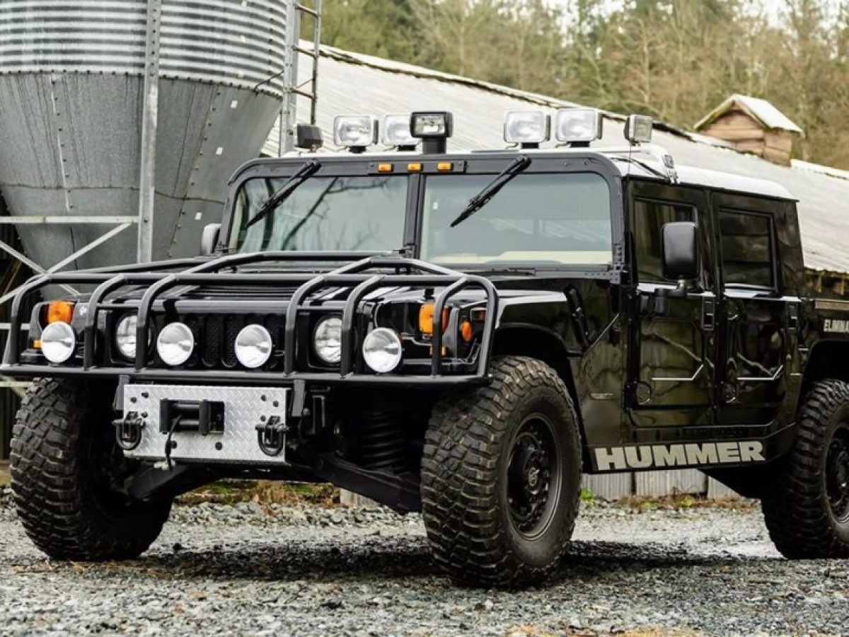 Το Hummer του Tupac βγαίνει σε δημοπρασία, όπως το άφησε το 1996