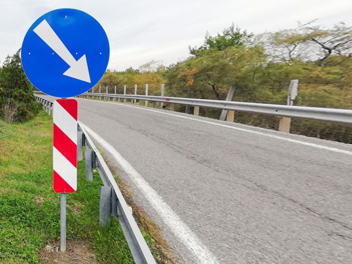 Απαγόρευση διέλευσης φορτηγών μεταφοράς επικίνδυνων φορτίων από τις σήραγγες της Κακιάς Σκάλας