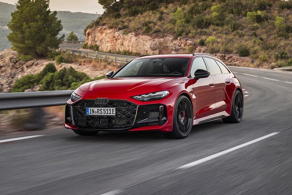 Audi-RS-5-PHEV-i