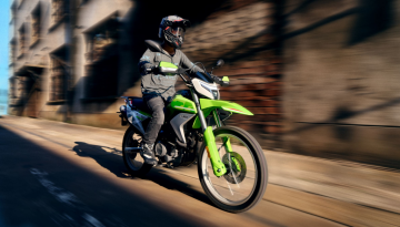 CFMoto 250 Dual 2026: Σούπερ τιμή – Δώρο μπαγκαζιέρα!