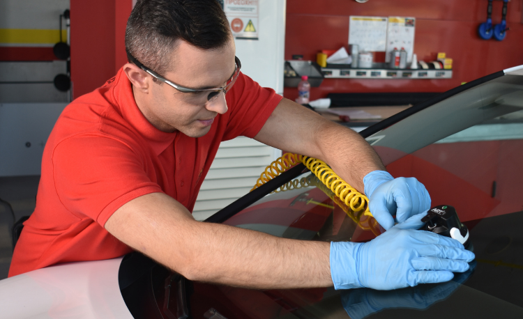 Carglass®-25-chronia-kenotomias