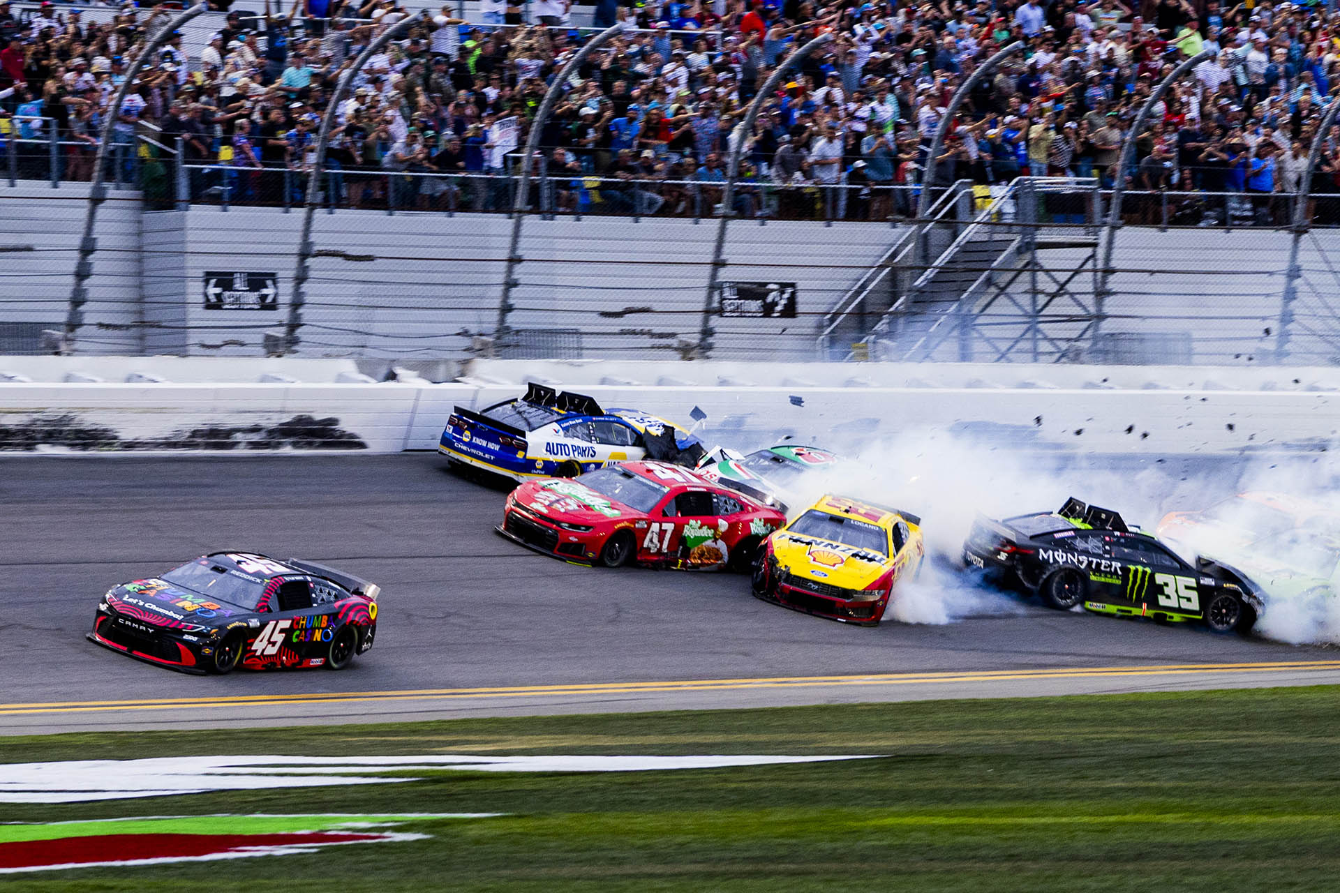 NASCAR-i-omada-tou-Michael