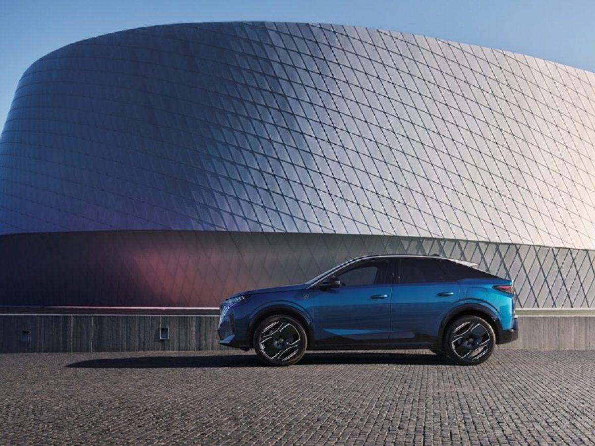 PEUGEOT 3008 Hybrid: Πλουσιότερες εκδόσεις με δελεαστικές τιμές