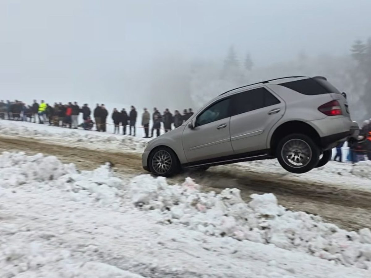 VIDEO: Αυτή είναι η πιο ακραία, χειμερινή…παιδική χαρά