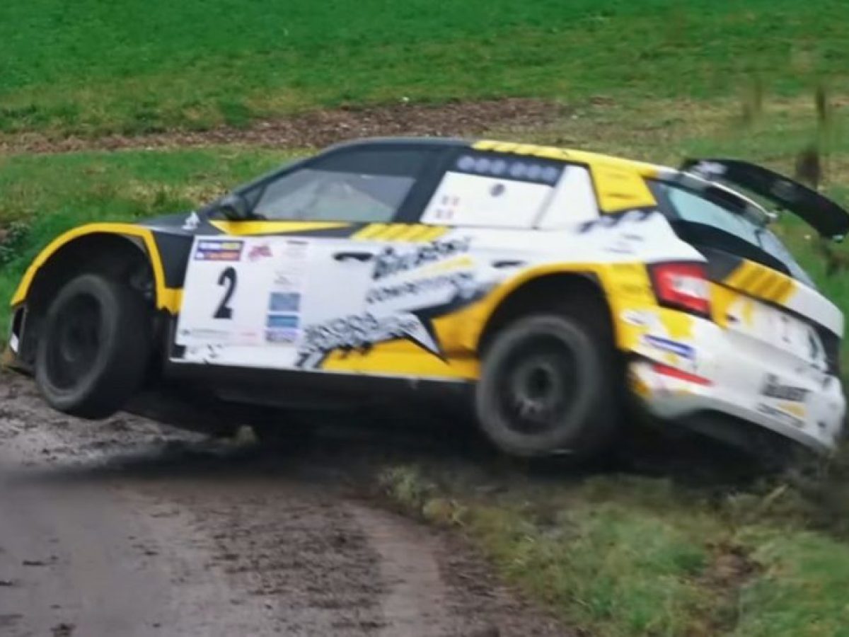 Λάθη, τούμπες, ατυχήματα: Δείτε μερικά από τα πιο εντυπωσιακά στιγμιότυπα από τον κόσμο των ράλι (video)