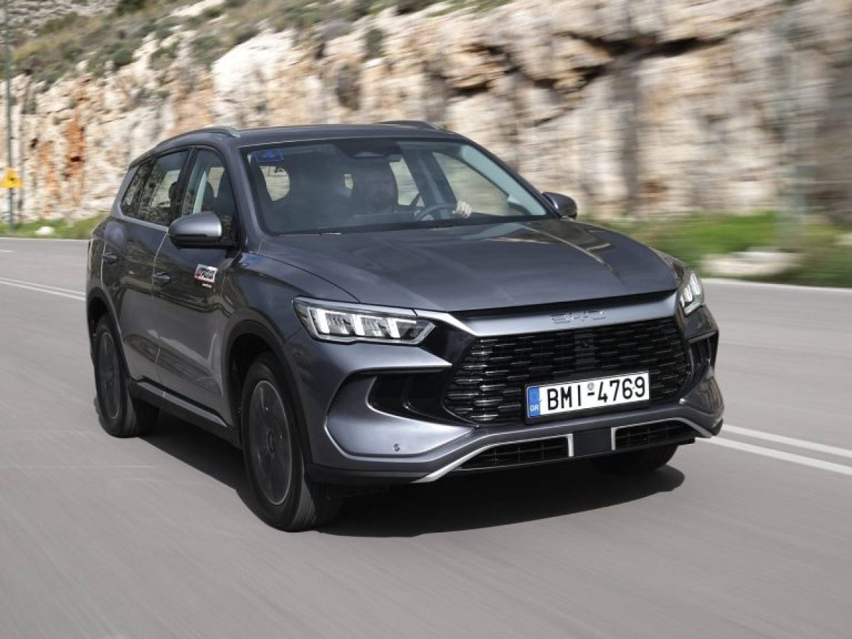 Οδηγούμε το νέο BYD Sealion 5 DM-i στην Ελλάδα