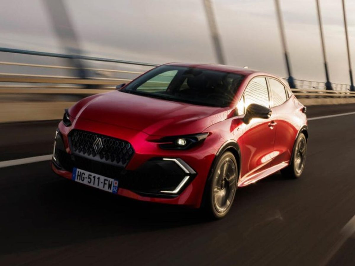 Στις εκθέσεις το νέο Renault Clio – Από 20.900 ευρώ και χρηματοδοτικό με 199 ευρώ / μήνα