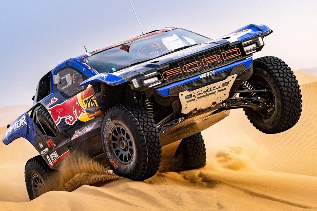 ta-FORD-Raptor-T1-zografizoun
