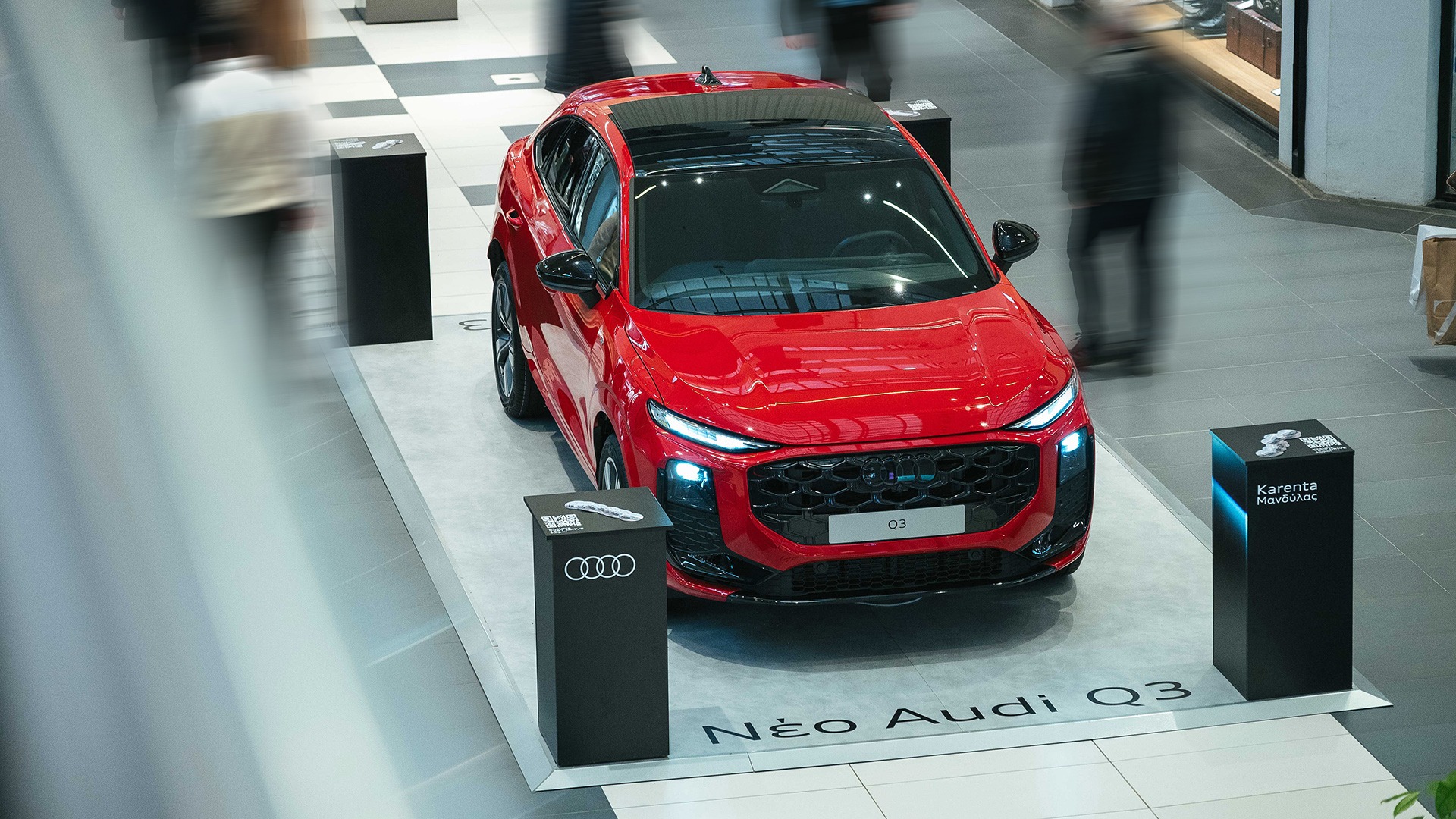 to-Audi-Q3-tis-Karenta