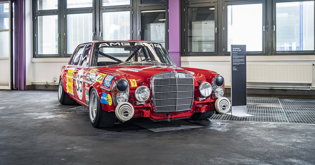 to-Red-Pig-tis-Mercedes