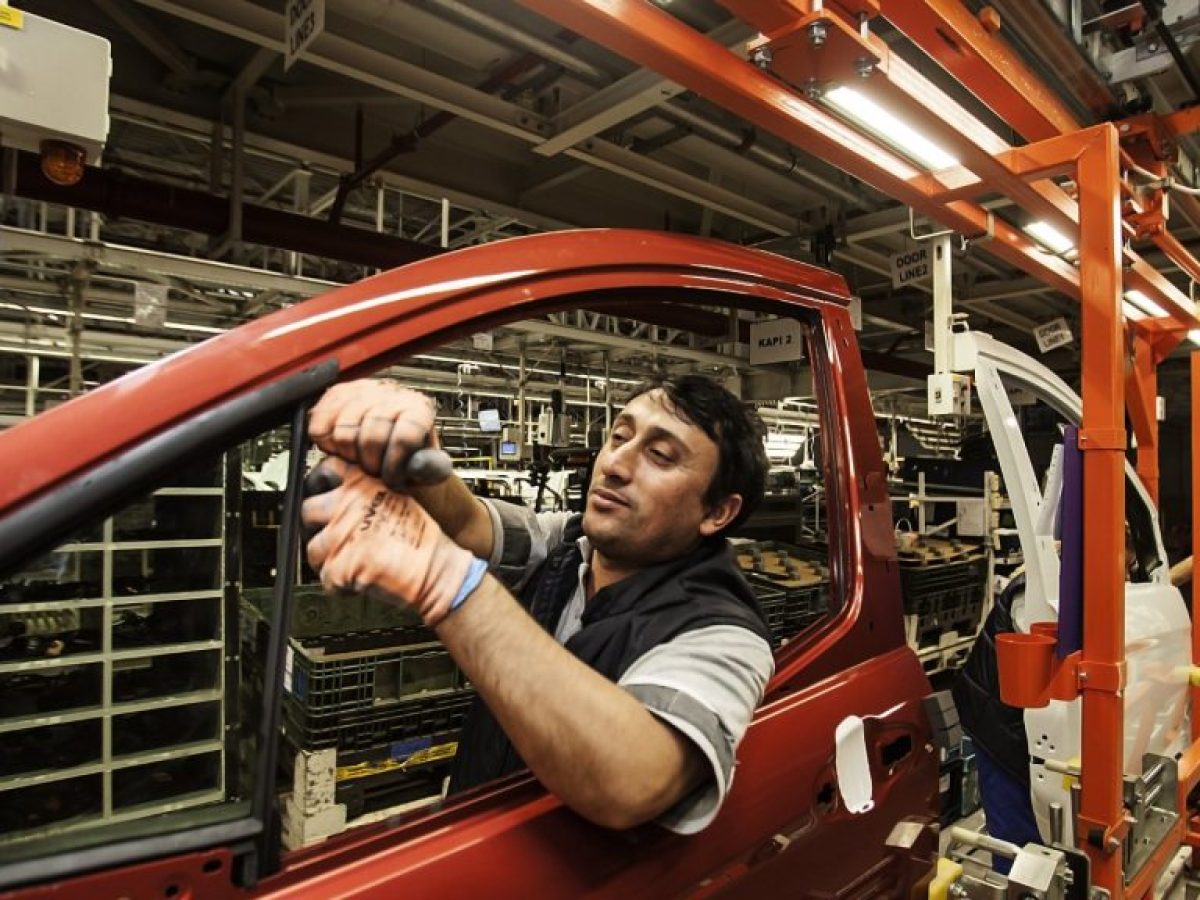 Βουτιά στην Τουρκία: Σημαντική πτώση στην παραγωγή αυτοκινήτων – Οι αριθμοί