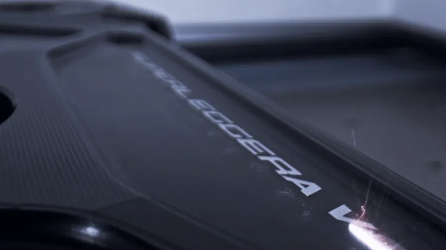 Ducati-etimazi-nea-Superleggera-V4-Centenario-vinteo