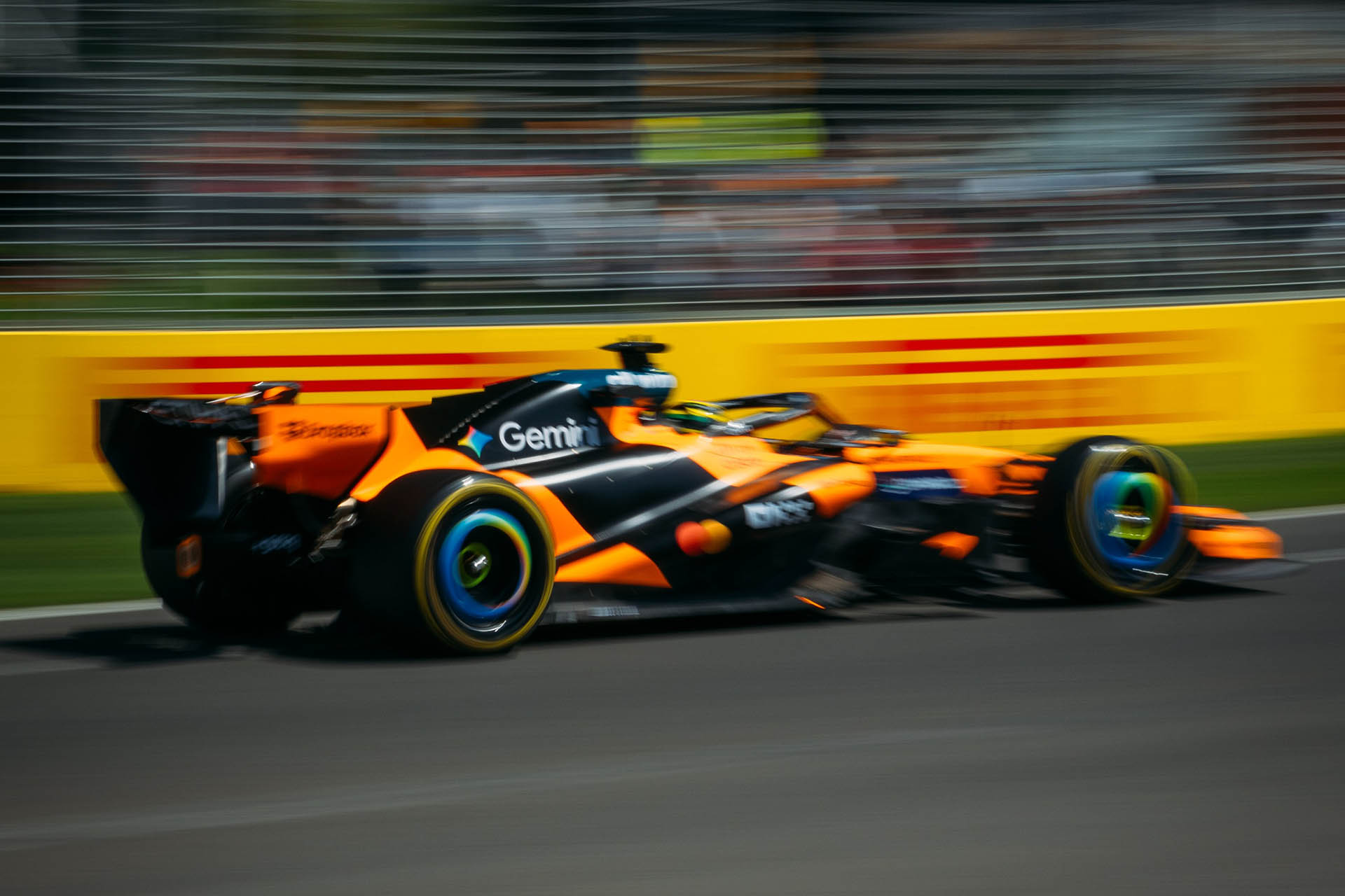 F1-GP-afstralias-FFP-me-perissoteres