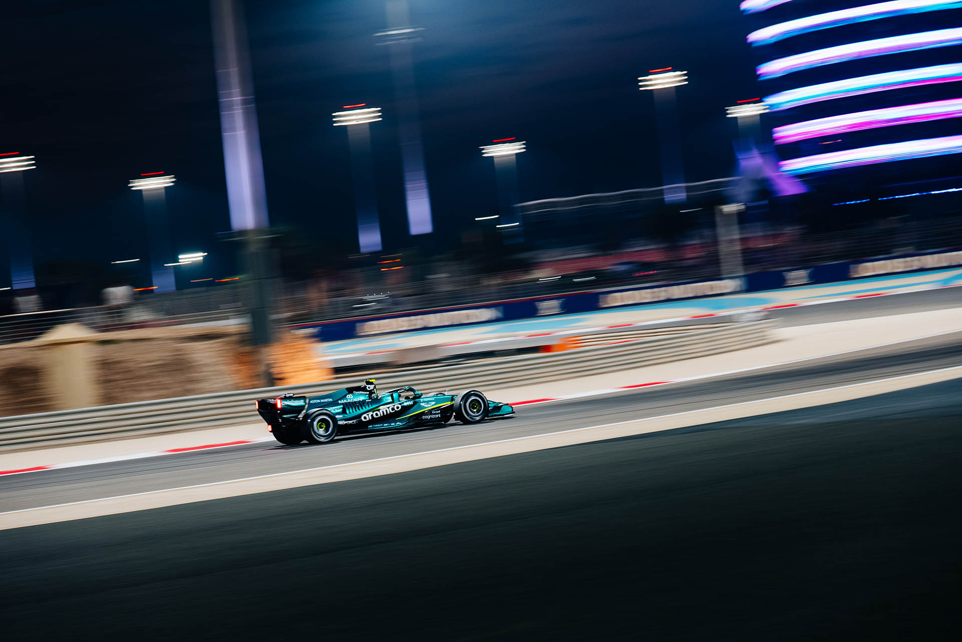 F1-H-Aston-Martin-kindinevi