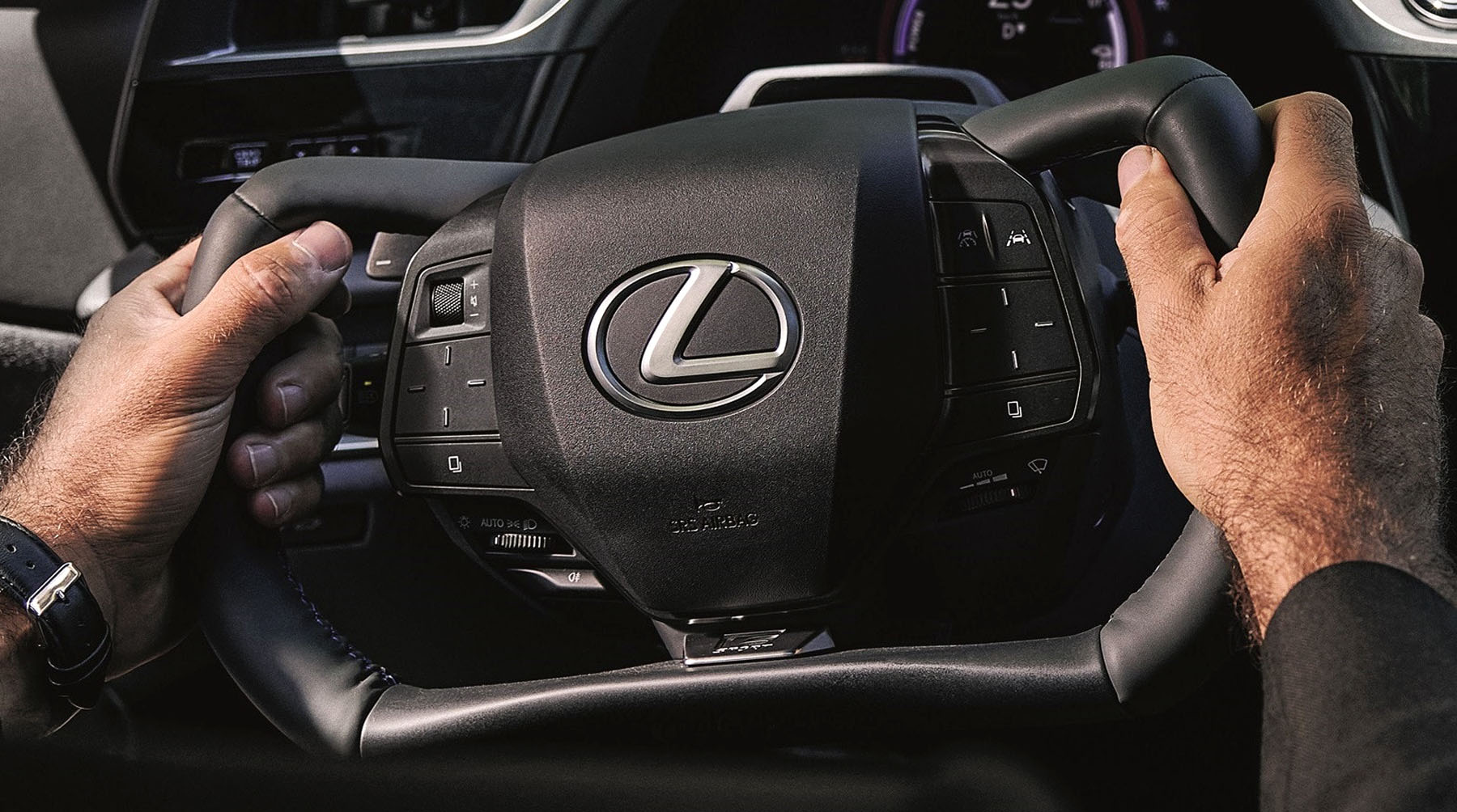 Lexus-Interactive-Manual-Drive-chirokinito