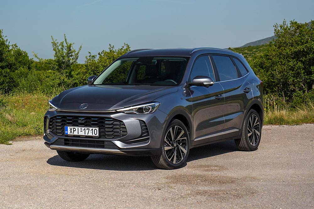 MG-ZS-Max-nea-ekdosi