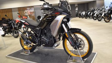 QJMotor SRT 450 RX 2026: Την είδαμε από κοντά