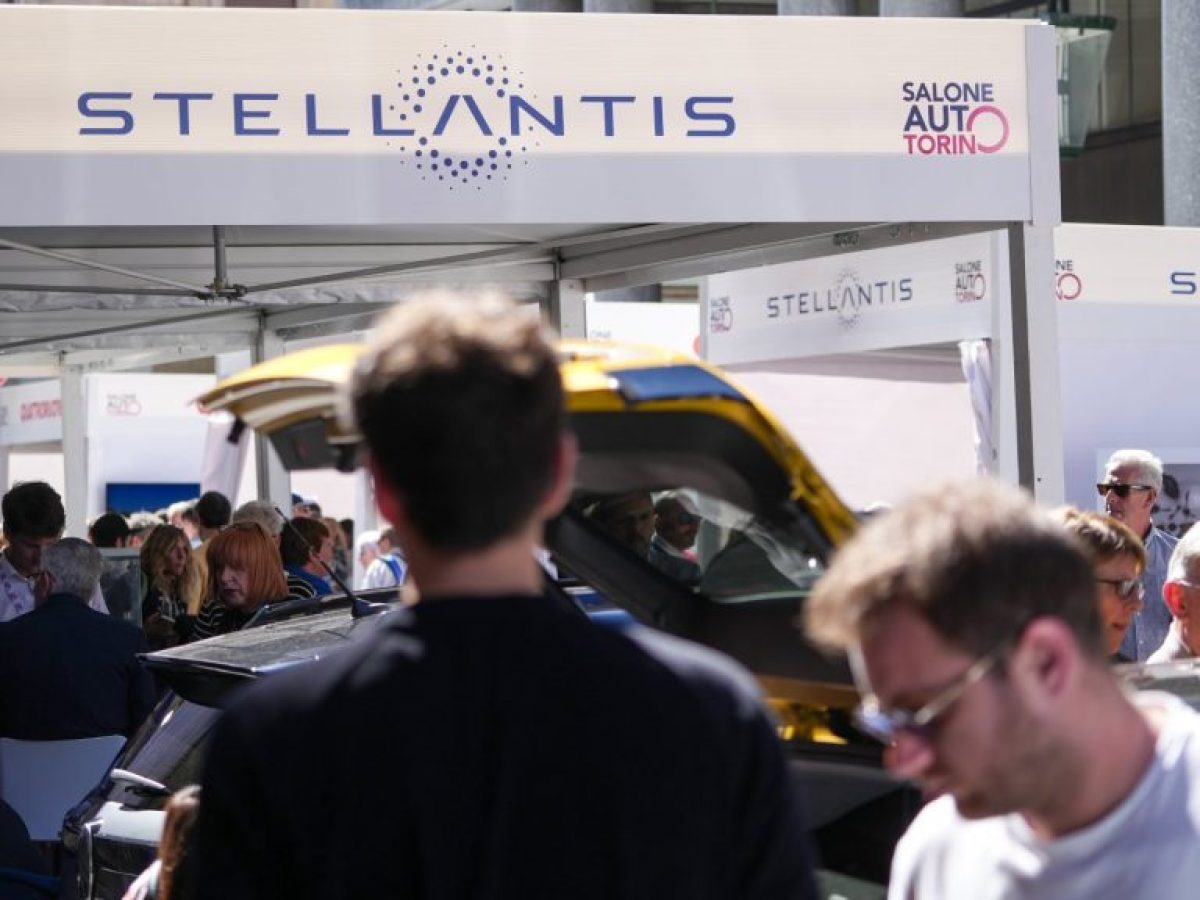 Stellantis: Έκδοση υβριδικών ομολόγων αξίας 5 δισ. ευρώ