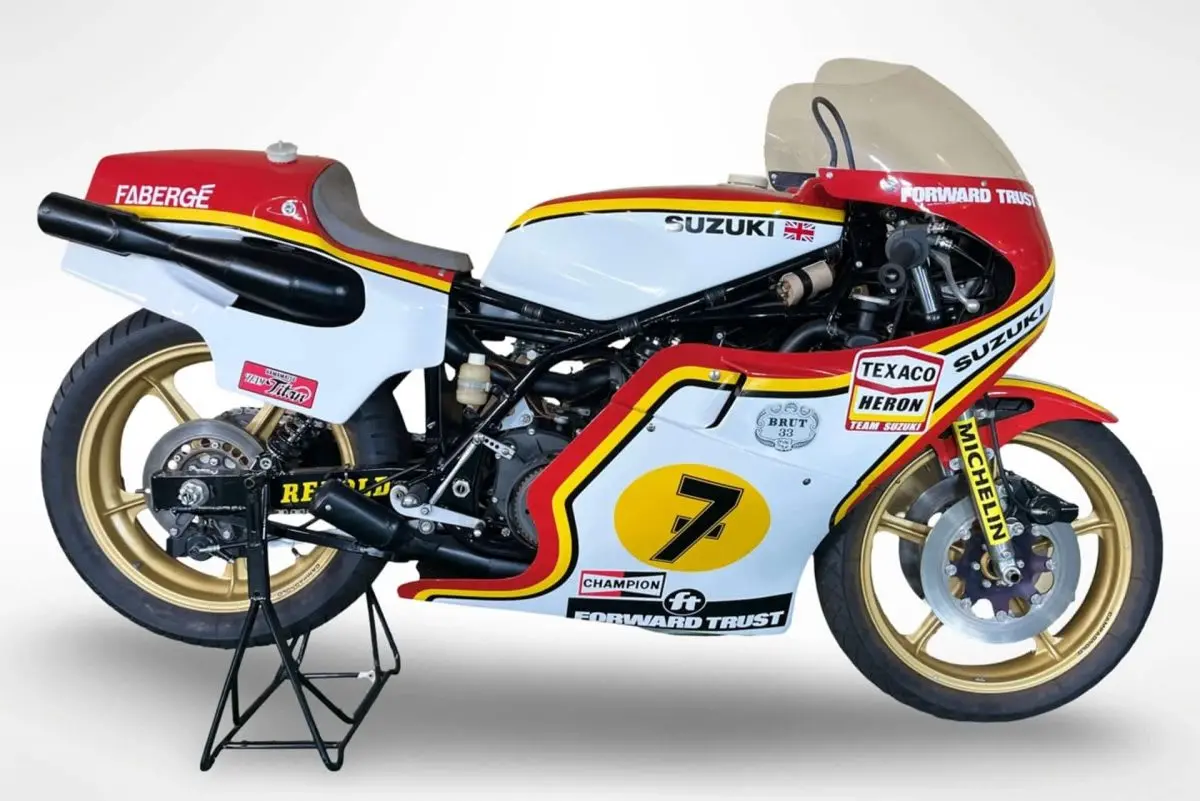 Suzuki-RG500-o-thrilos-ton