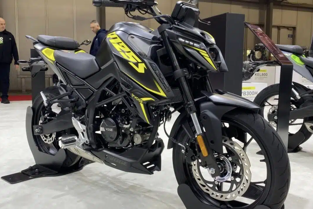 Voge-nea-ekdosi-R125S-gia