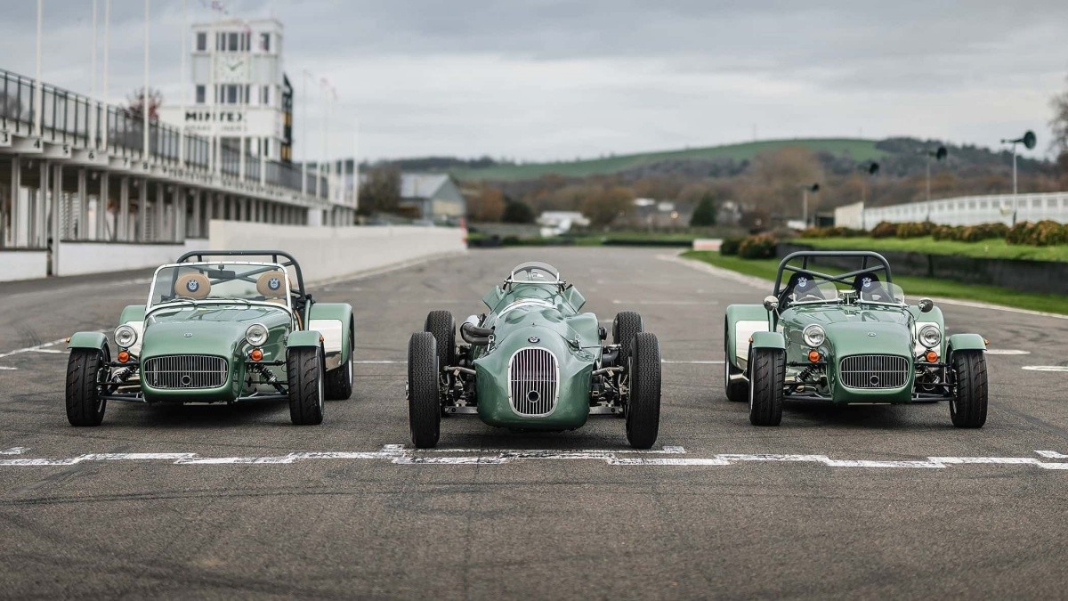 i-Caterham-tima-to-parelthon
