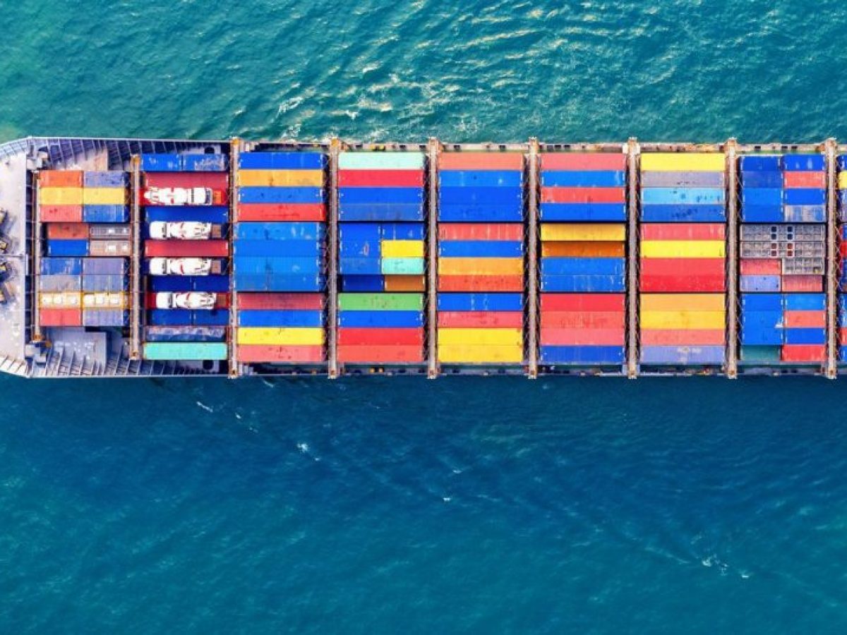 Πόλεμος στο Ιράν: Χιλιάδες μεταχειρισμένα αυτοκίνητα έχουν «κολλήσει» σε λιμάνια της Ασίας