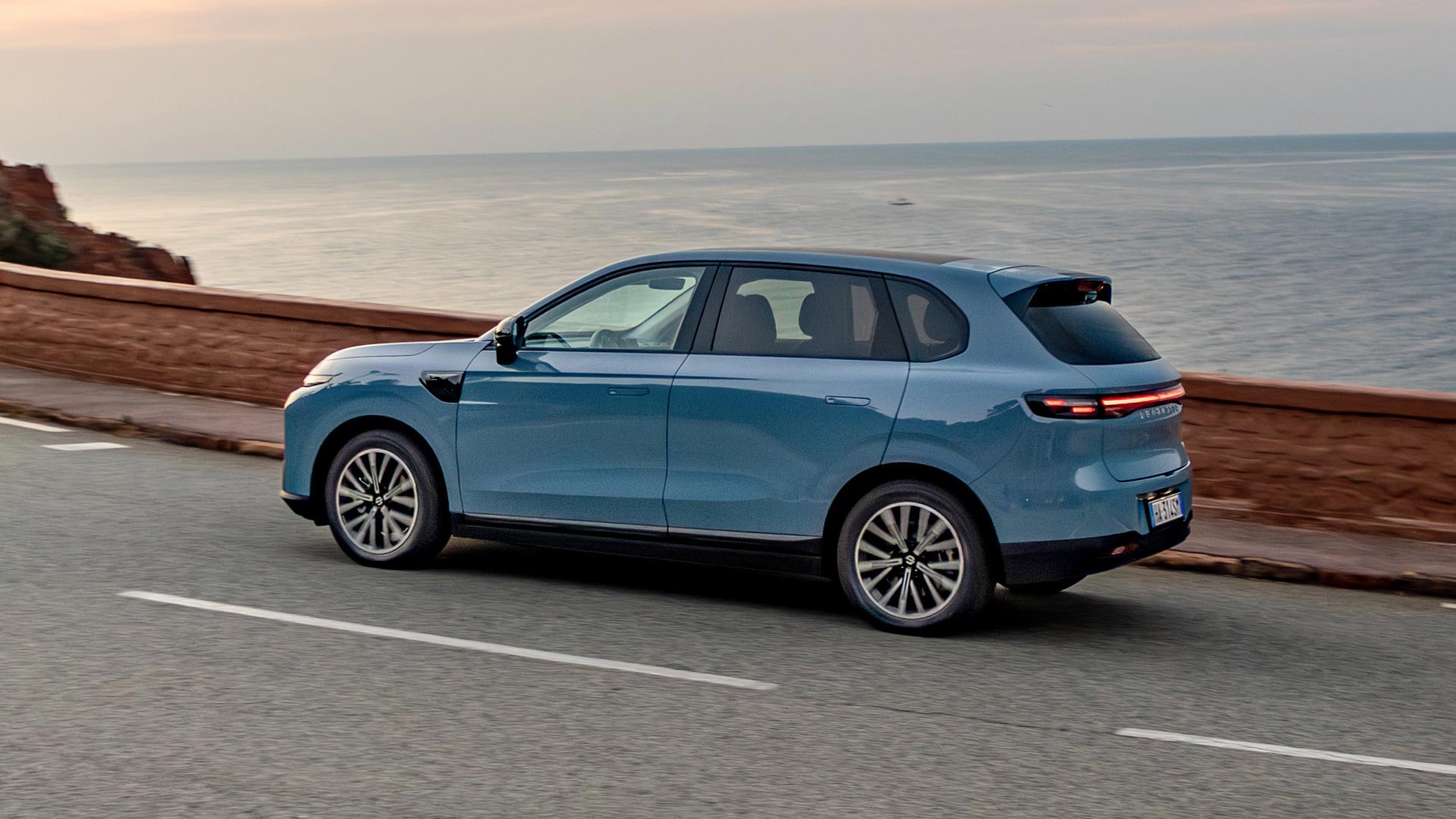 ta-dio-SUV-me-technologia