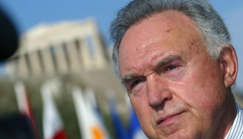 Αlexandros-maniatopoulos-–-to-telefteo