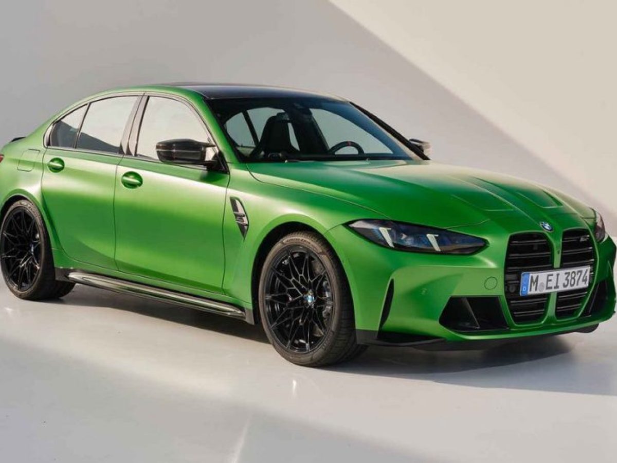 BMW: Τούρκος μηχανικός πήρε σύνταξη μετά από 45 χρόνια… και δώρο μία M3! (video)